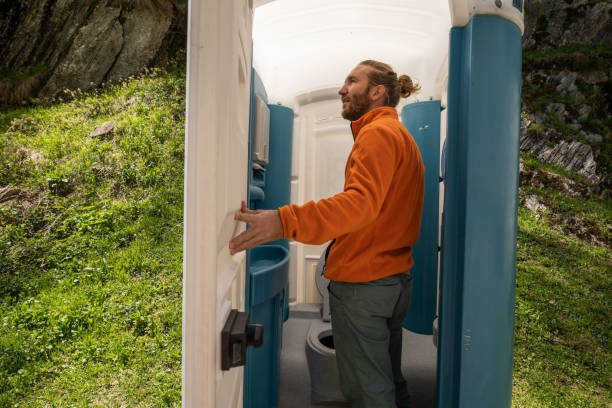 Best Porta potty cleaning services  in Roslyn, NY